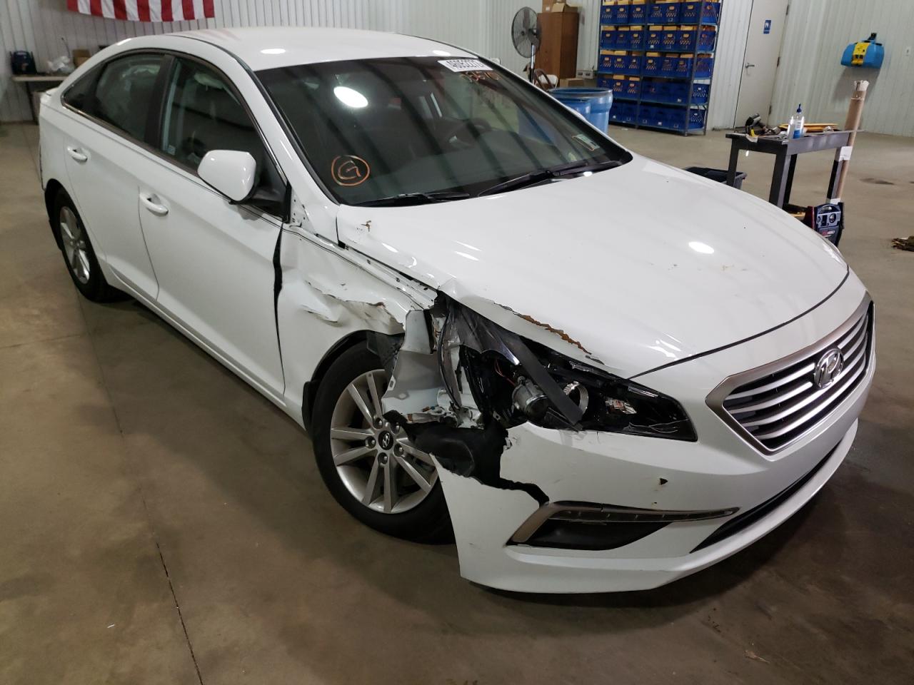 Photo 9 from auction – 2015 HYUNDAI SONATA SE with VIN 5NPE24AF3FH056701