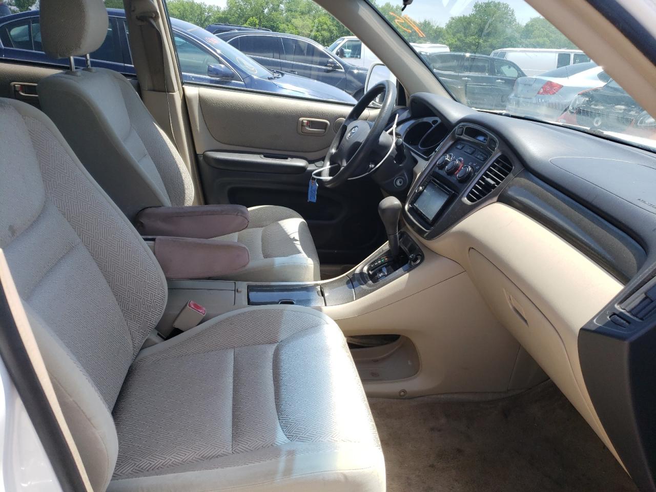 Foto 5 de la subasta – 2003 TOYOTA HIGHLANDER con VIN JTEGD21A030070250