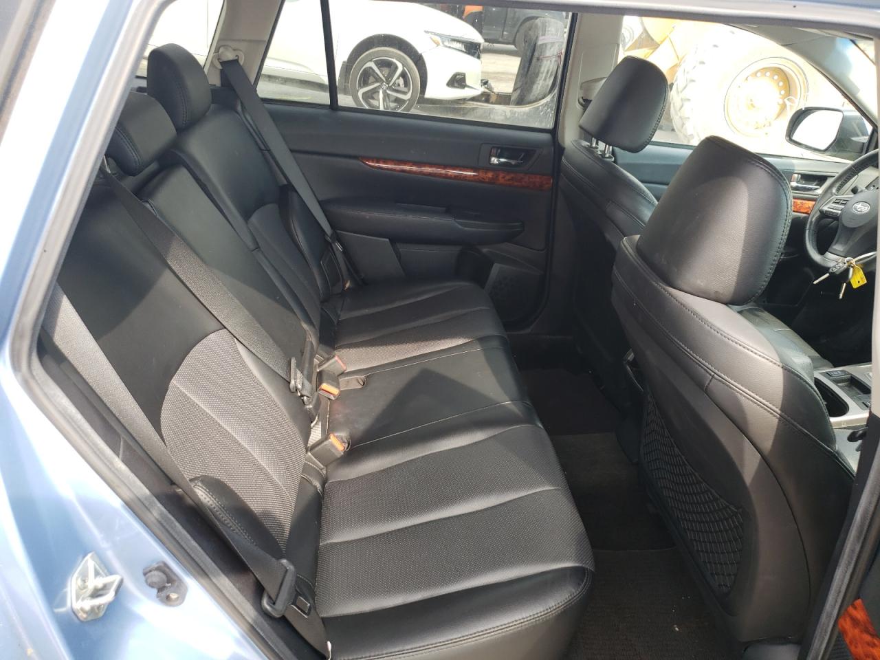 Photo 6 from auction – 2012 SUBARU OUTBACK 2. with VIN 4S4BRBKC9C3232600