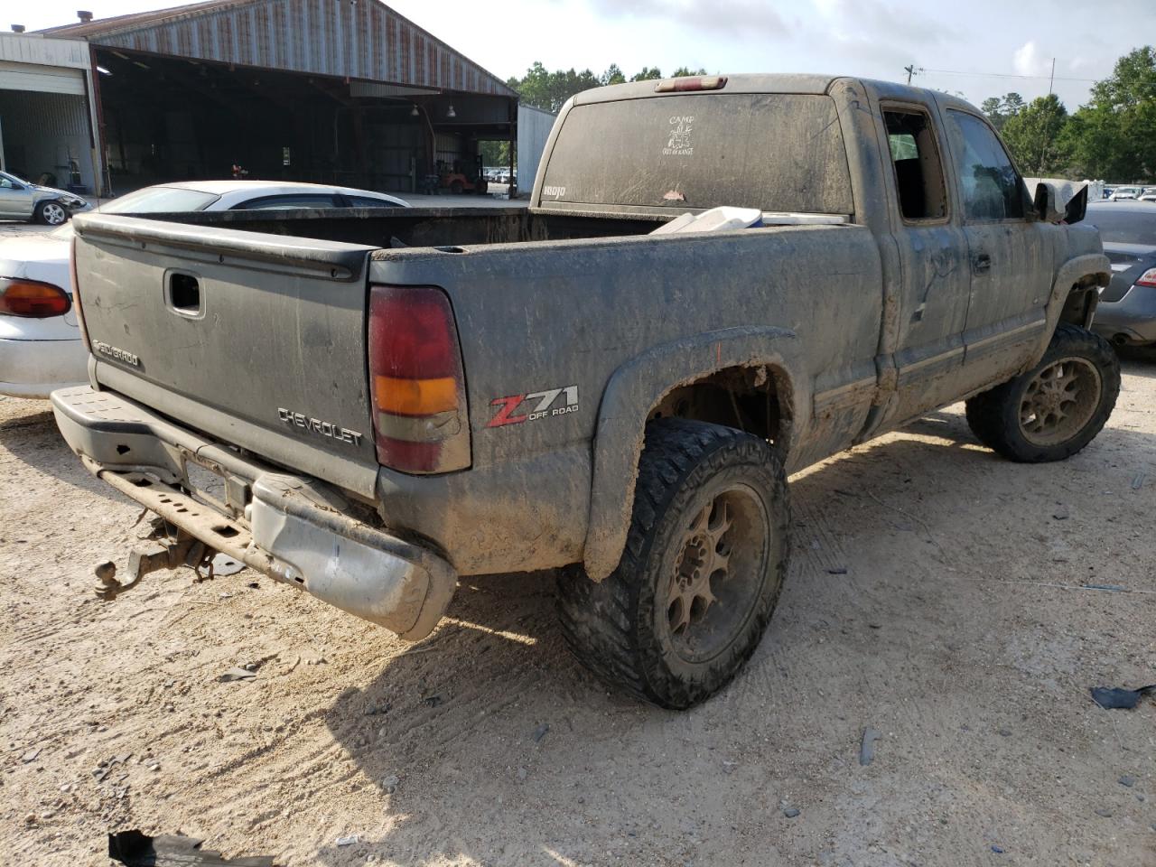 Photo 4 from auction – 2001 CHEVROLET SILVERADO with VIN 2GCEK19T411380761