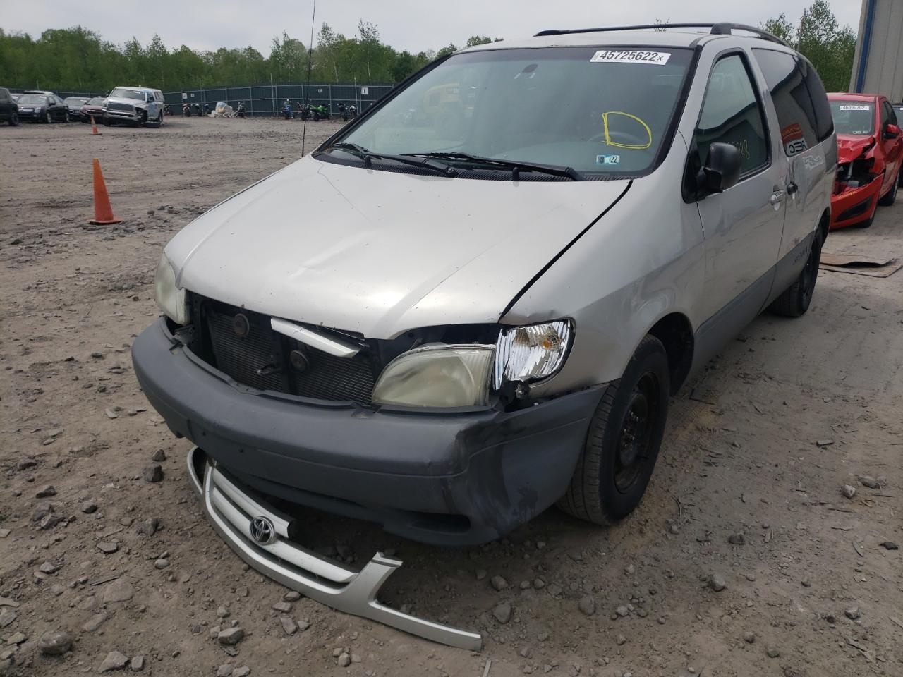 Photo 15 from auction – 2002 TOYOTA SIENNA CE with VIN 4T3ZF19CX2U498327