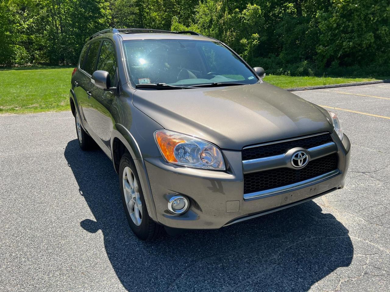 TOYOTA RAV4 LIMIT 2011 with VIN 2T3DF4DV0BW091850 - Photo from auction