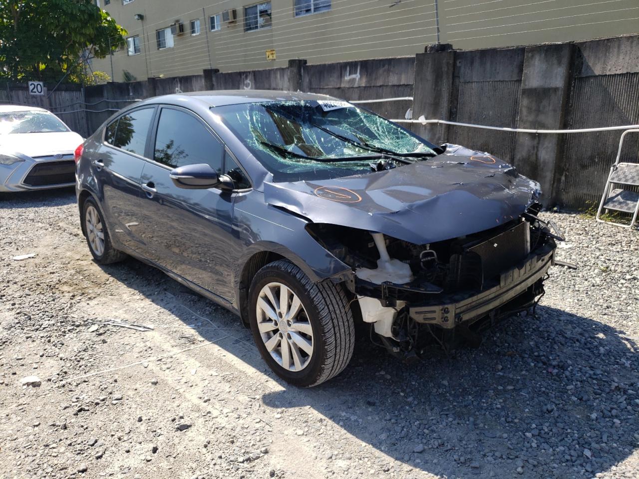 KIA FORTE LX 2014 with VIN KNAFX4A62E5169332 - Photo from auction