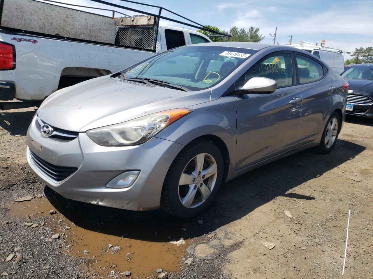Photo 2 from auction – 2012 HYUNDAI ELANTRA GL with VIN KMHDH4AE1CU200745