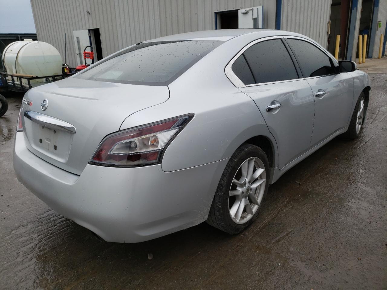 Photo 4 from auction – 2013 NISSAN MAXIMA S with VIN 1N4AA5AP2DC830760