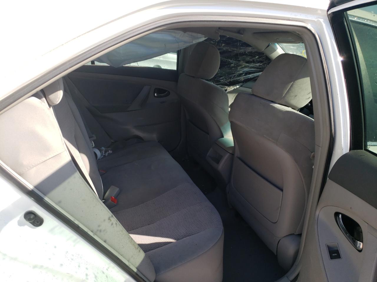 Photo 6 from auction – 2011 TOYOTA CAMRY BASE with VIN 4T4BF3EKXBR105662