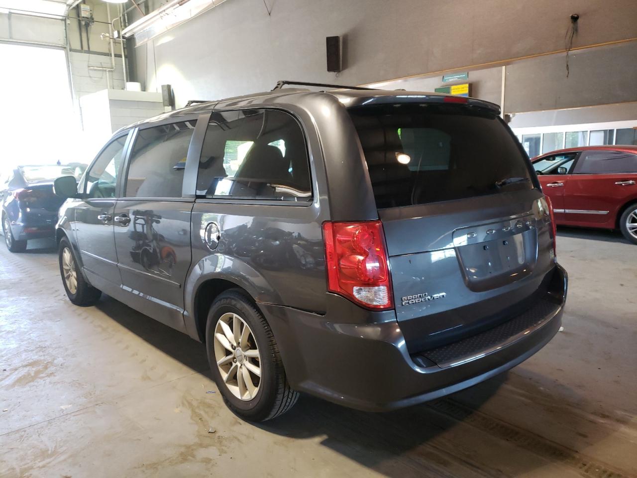 Photo 3 from auction – 2016 DODGE GRAND CARA with VIN 2C4RDGCG3GR330017