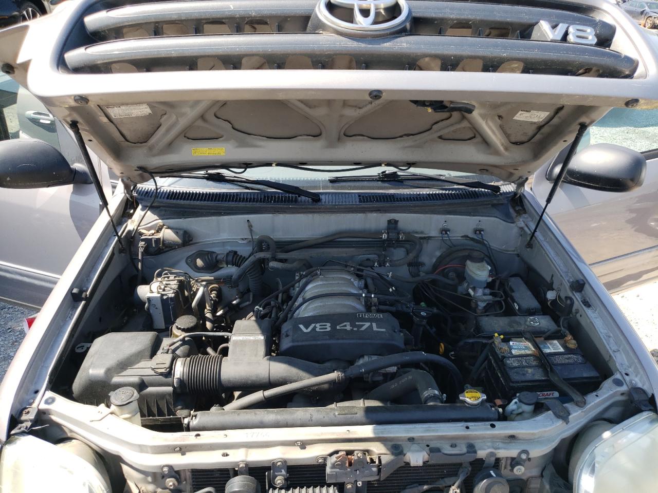 Photo 7 from auction – 2002 TOYOTA SEQUOIA SR with VIN 5TDBT44A52S094645