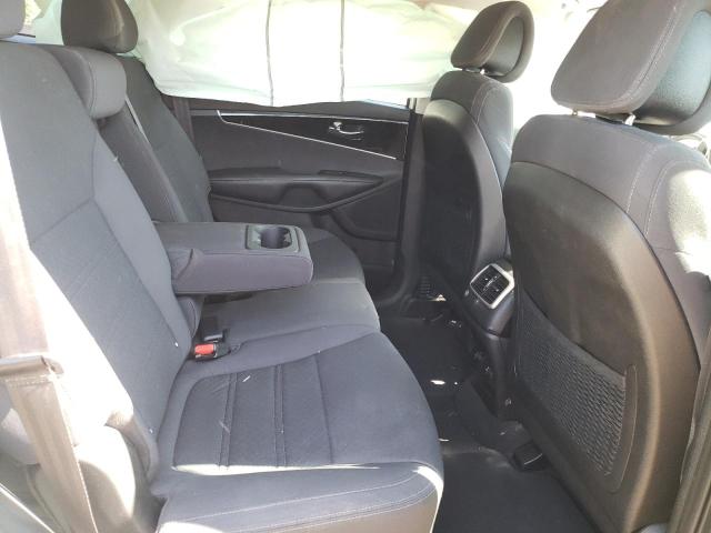 Photo 6 from auction – 2016 KIA SORENTO LX with VIN 5XYPGDA35GG061133
