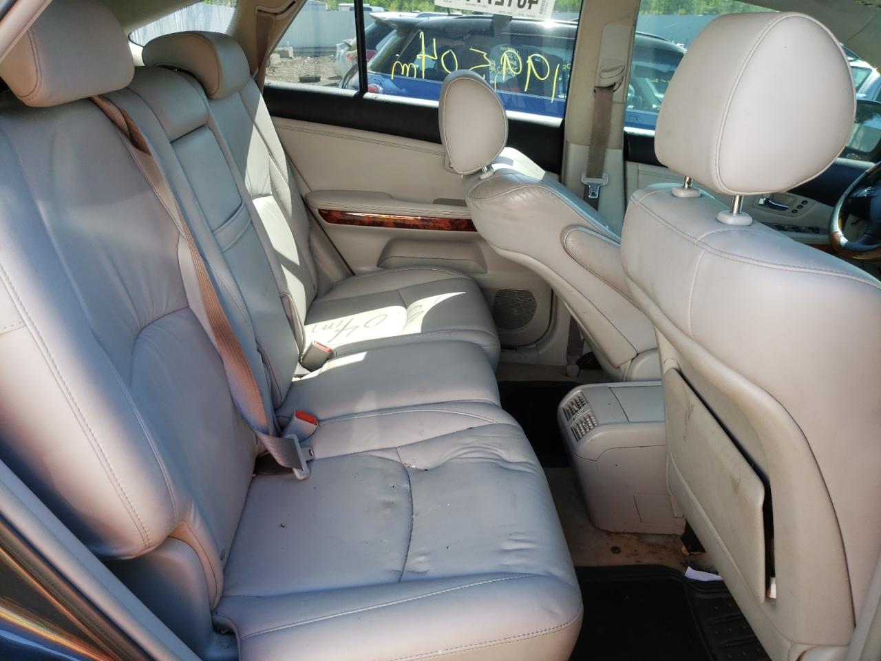 Photo 6 from auction – 2007 LEXUS RX 350 with VIN 2T2HK31U67C032074