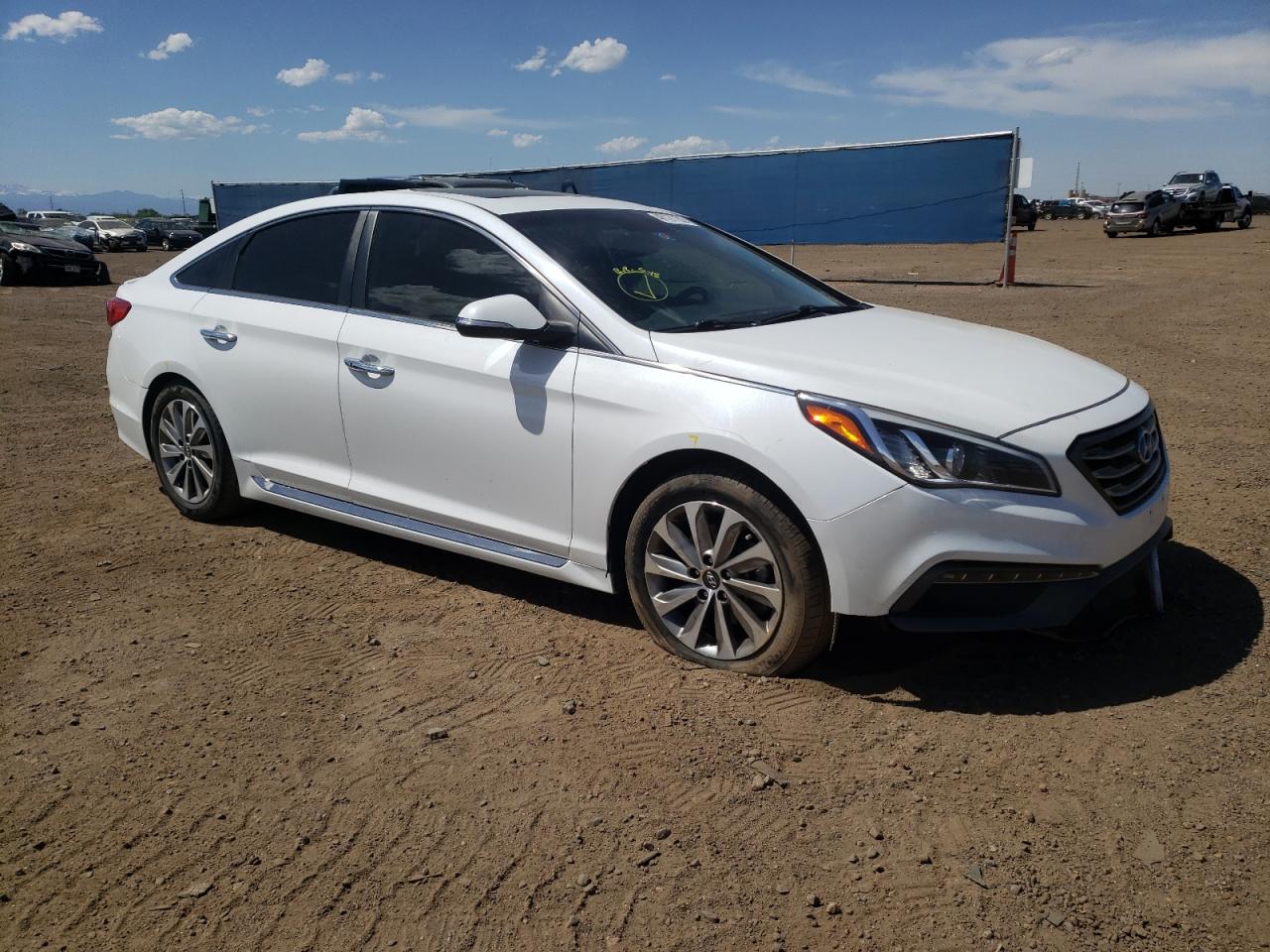 HYUNDAI SONATA SPO 2016 with VIN 5NPE34AF1GH320299 - Photo from auction
