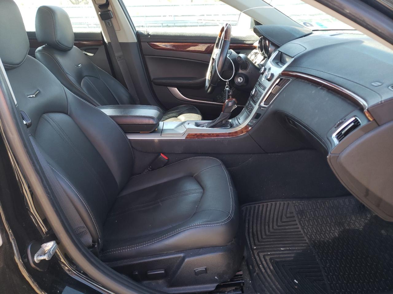 Photo 5 from auction – 2012 CADILLAC CTS LUXURY with VIN 1G6DG5E50C0153421