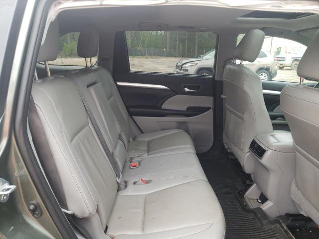 Photo 6 from auction – 2019 TOYOTA HIGHLANDER with VIN 5TDJZRFH2KS743481