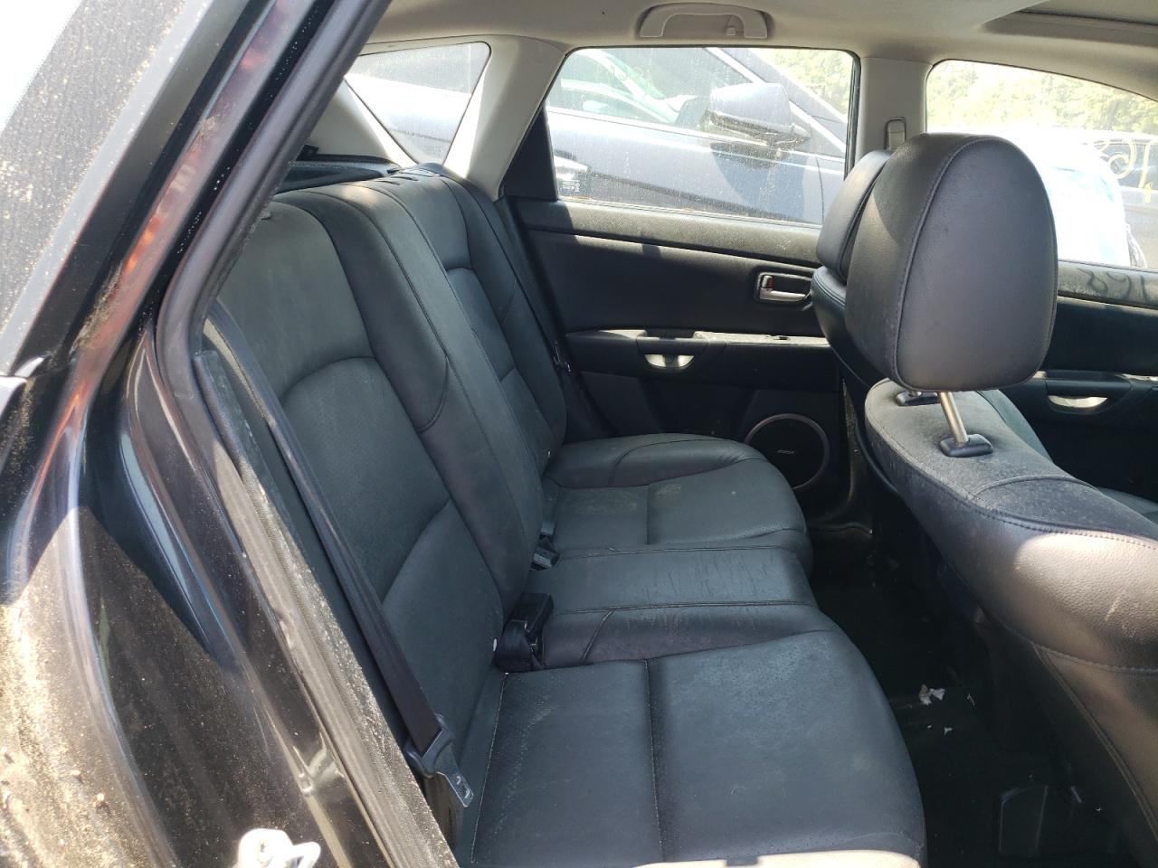 Photo 6 from auction – 2005 MAZDA 3 HATCHBAC with VIN JM1BK343851325926
