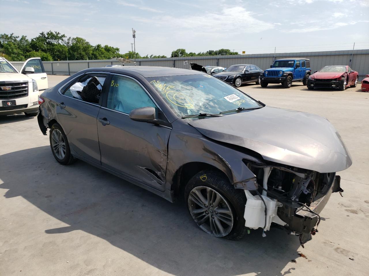 Photo 9 from auction – 2016 TOYOTA CAMRY LE with VIN 4T1BF1FK3GU200424