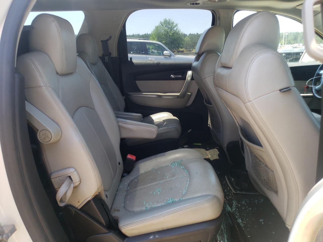 Photo 6 from auction – 2007 GMC ACADIA SLT with VIN 1GKER33767J104927