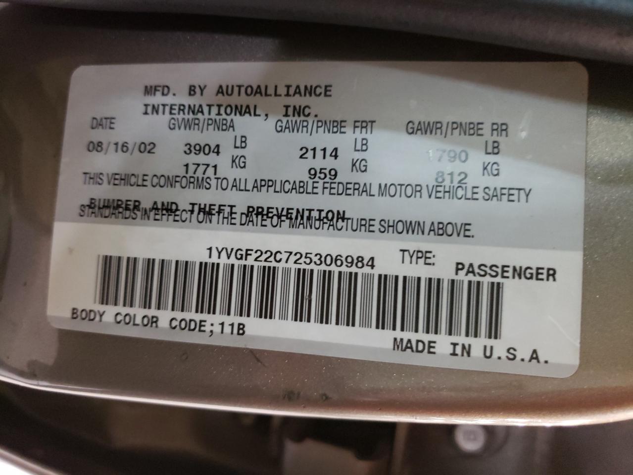 Photo 10 from auction – 2002 MAZDA 626 LX with VIN 1YVGF22C725306984