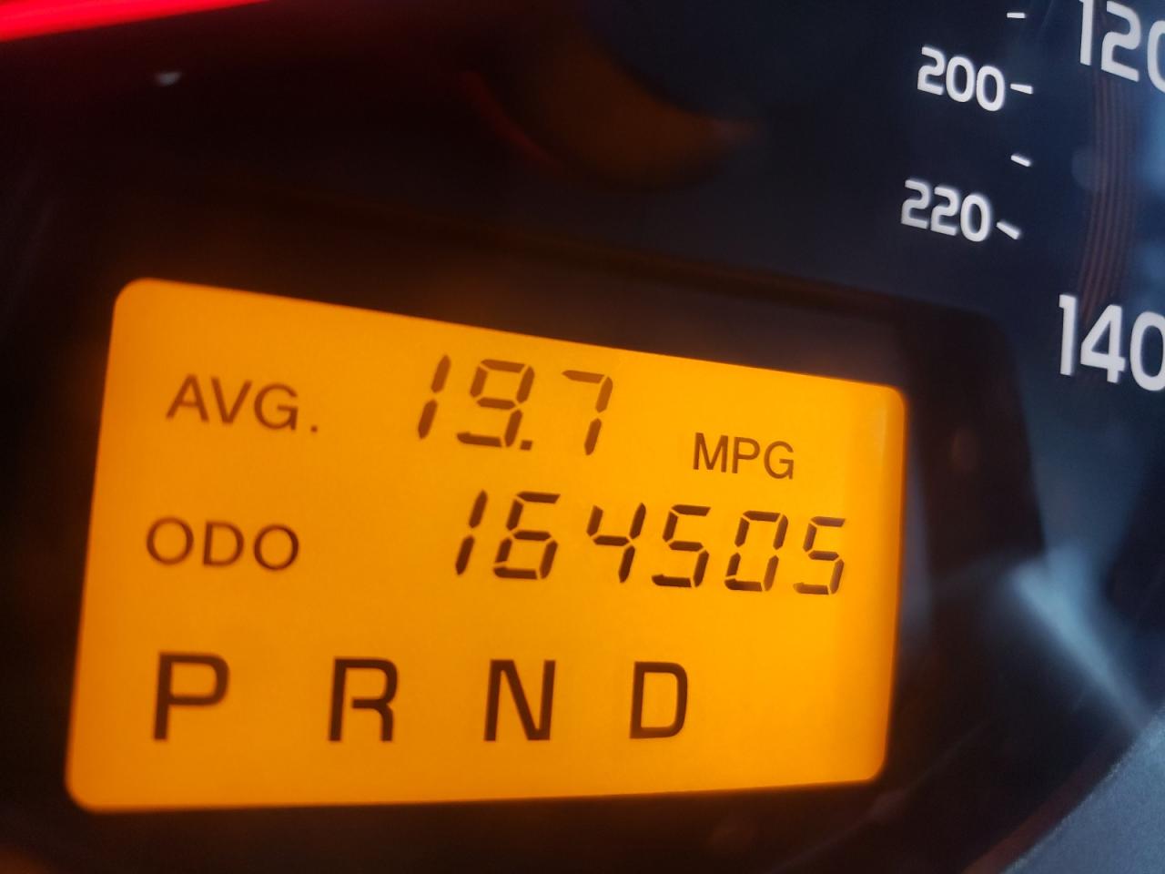Photo 8 from auction – 2009 TOYOTA RAV4 with VIN JTMZF33V79D012988
