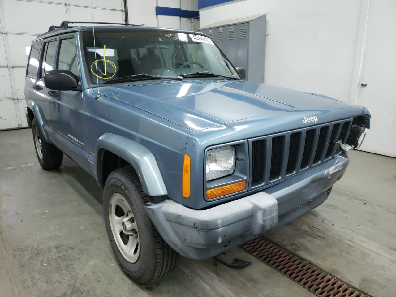 JEEP CHEROKEE S 1999 with VIN 1J4FF68SXXL588428 - Photo from auction