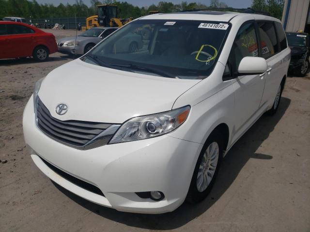 Photo 2 from auction – 2013 TOYOTA SIENNA XLE with VIN 5TDYK3DC8DS290025