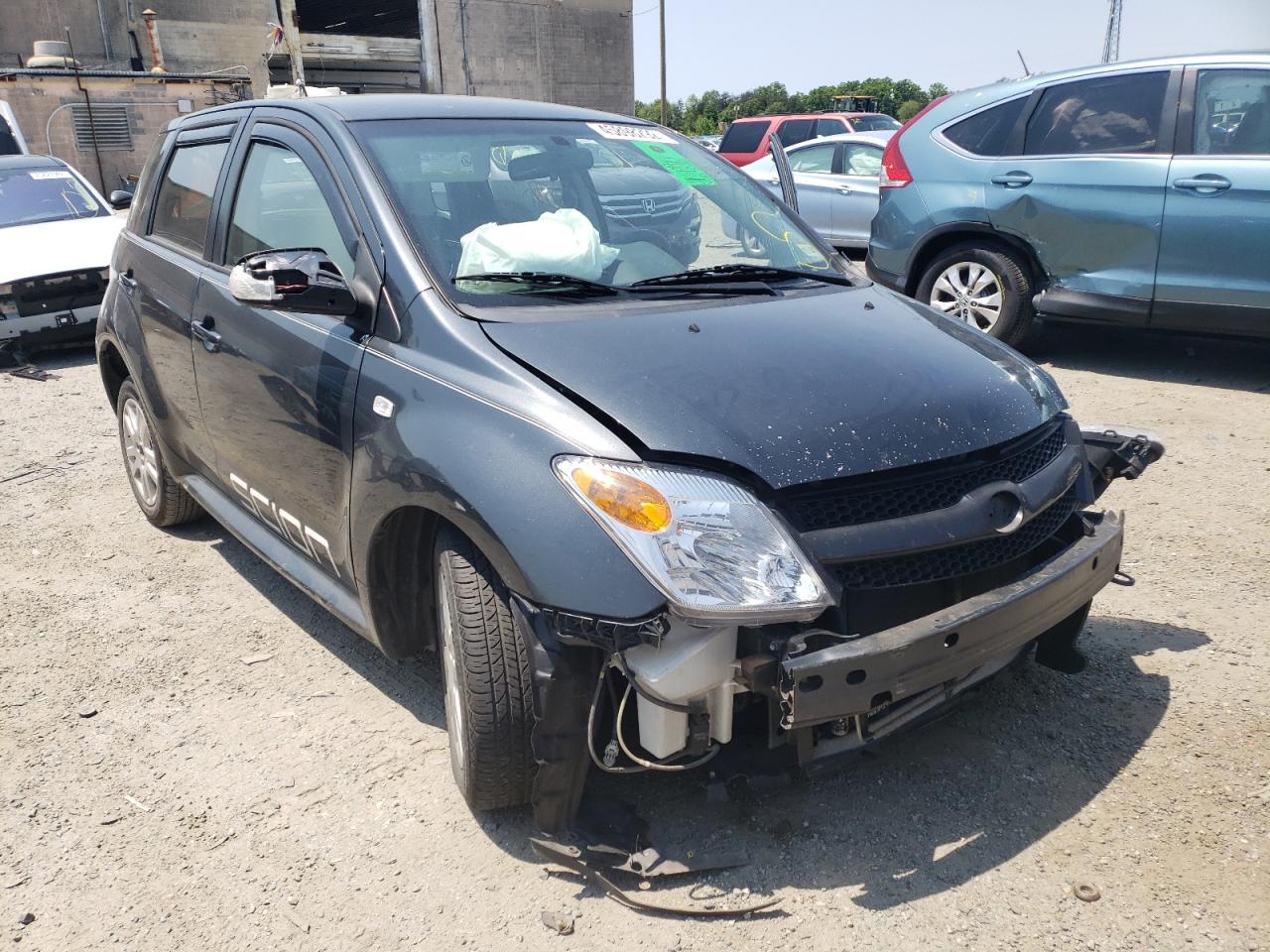 Photo 14 from auction – 2006 TOYOTA SCION XA with VIN JTKKT604360150501