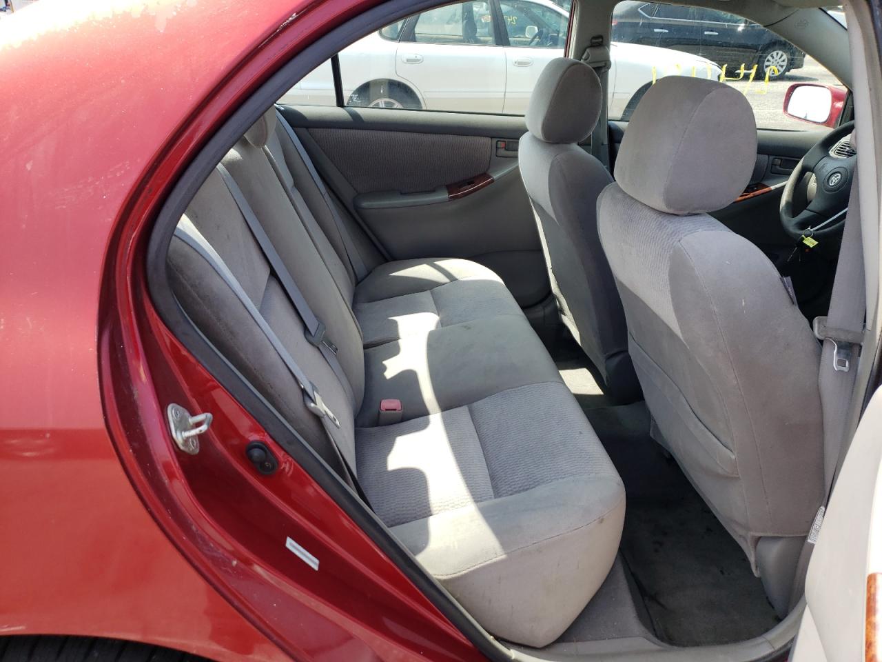 Photo 6 from auction – 2005 TOYOTA COROLLA CE with VIN 1NXBR30E55Z554044