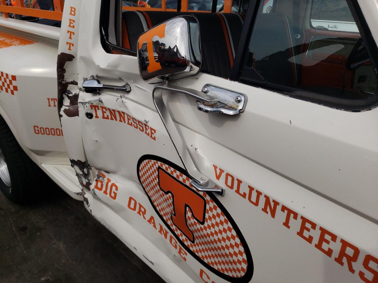 Photo 9 from auction – 1985 FORD F150 with VIN 1FTDF15F6FLA13149