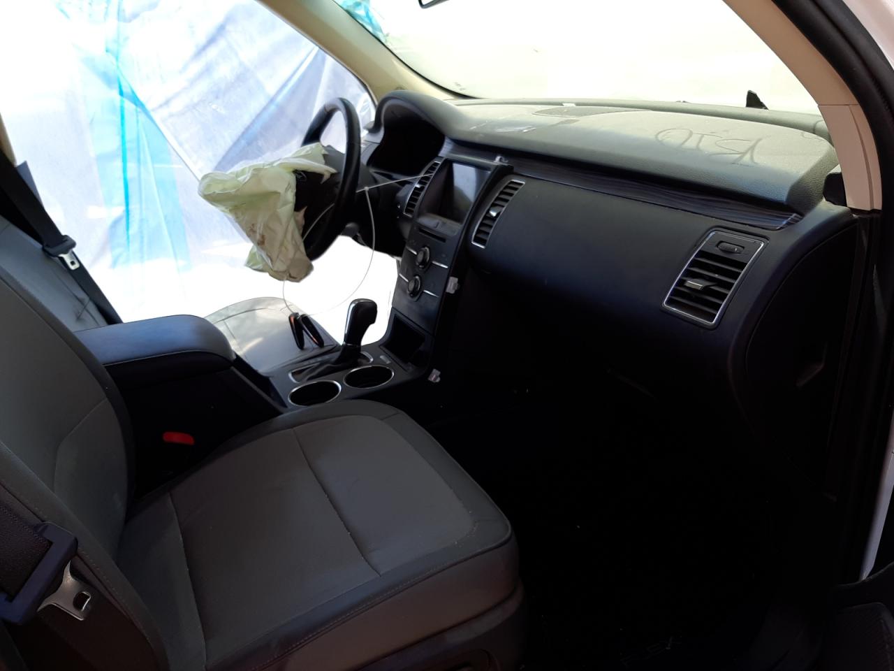Photo 5 from auction – 2016 FORD FLEX SEL with VIN 2FMGK5C84GBA07982