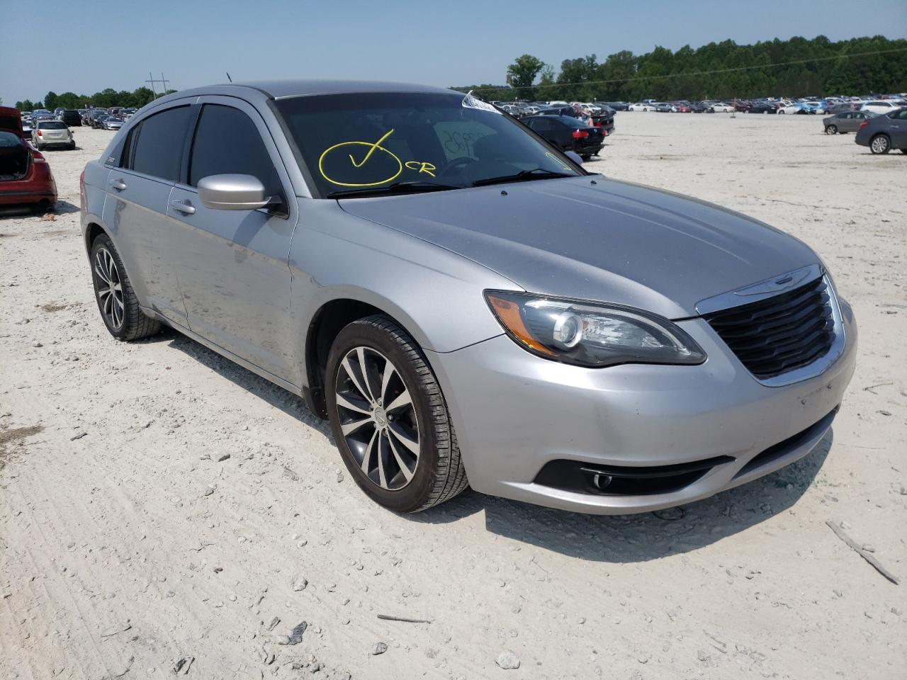CHRYSLER 200 TOURIN 2013 with VIN 1C3CCBBB8DN577340 - Photo from auction
