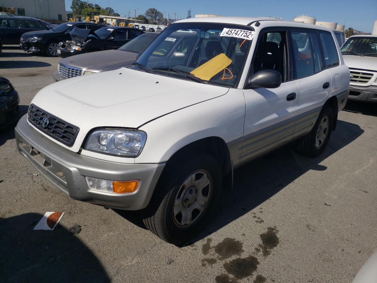 Photo 2 from auction – 2000 TOYOTA RAV4 with VIN JT3GP10V5Y0050470
