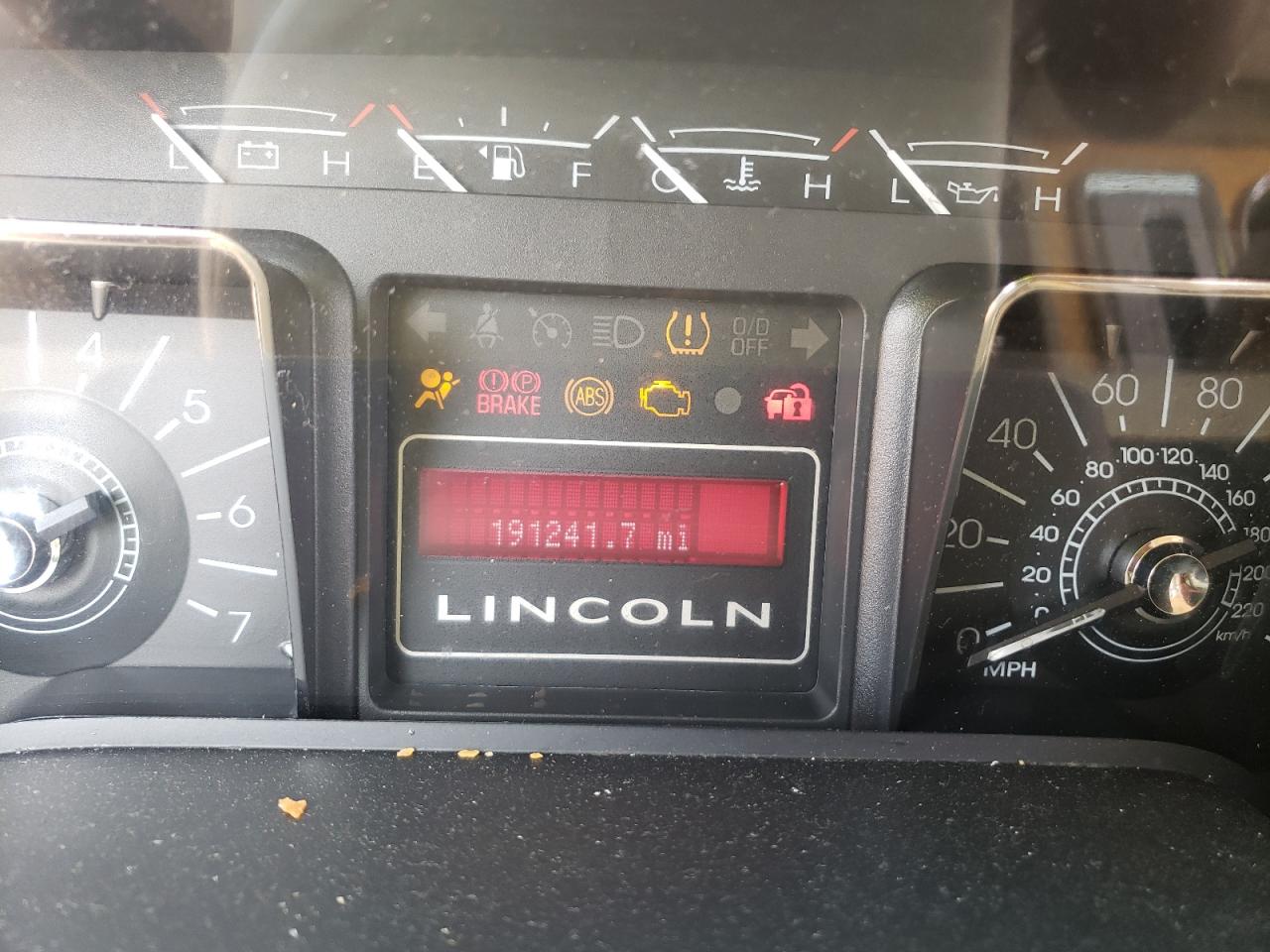 Photo 8 from auction – 2007 LINCOLN NAVIGATOR with VIN 5LMFU275X7LJ09076