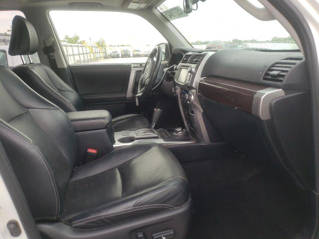 Photo 5 from auction – 2017 TOYOTA 4RUNNER SR with VIN JTEBU5JR9H5419014