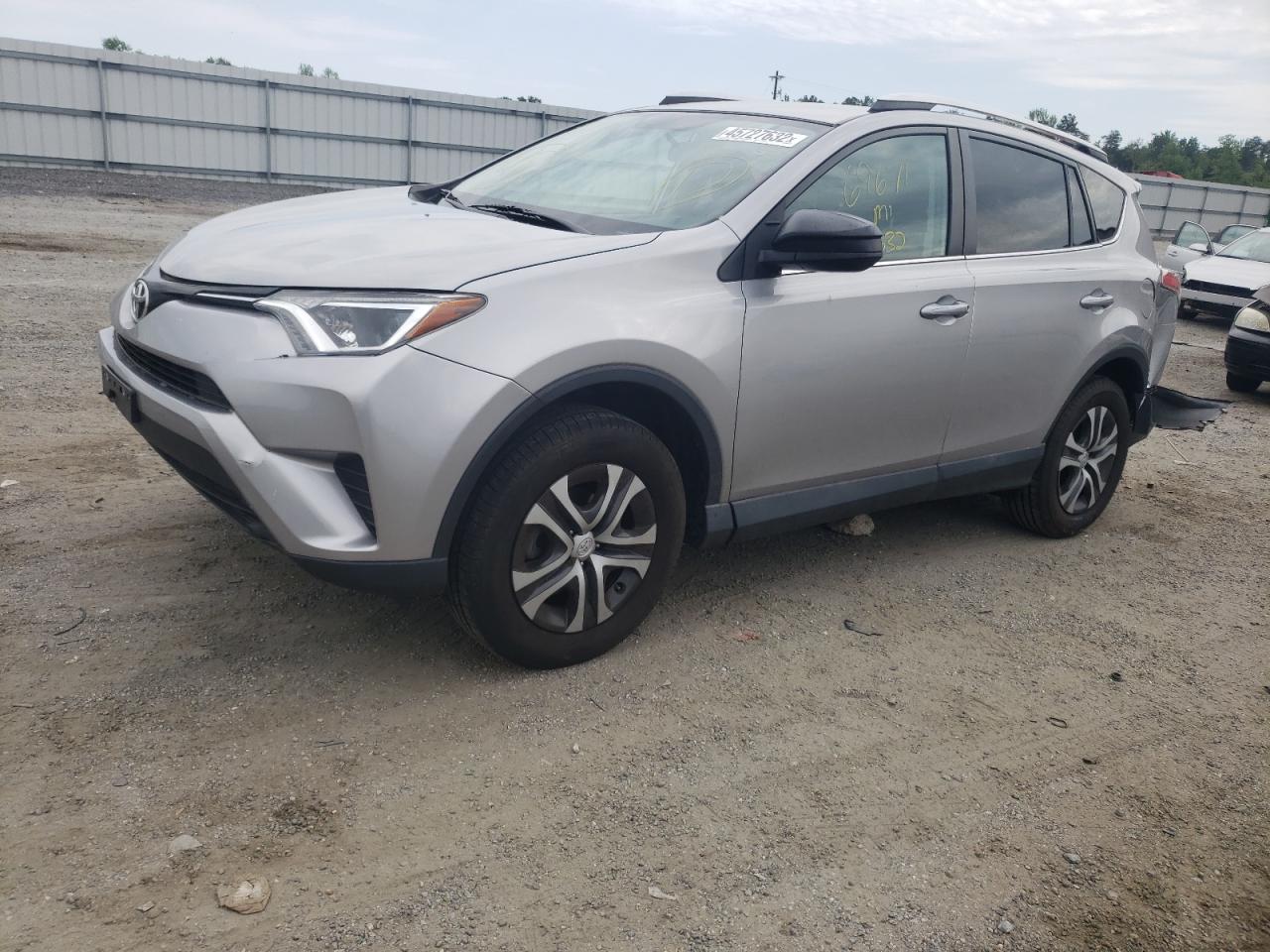 Photo 12 from auction – 2016 TOYOTA RAV4 with VIN 2T3ZFREVXGW284757