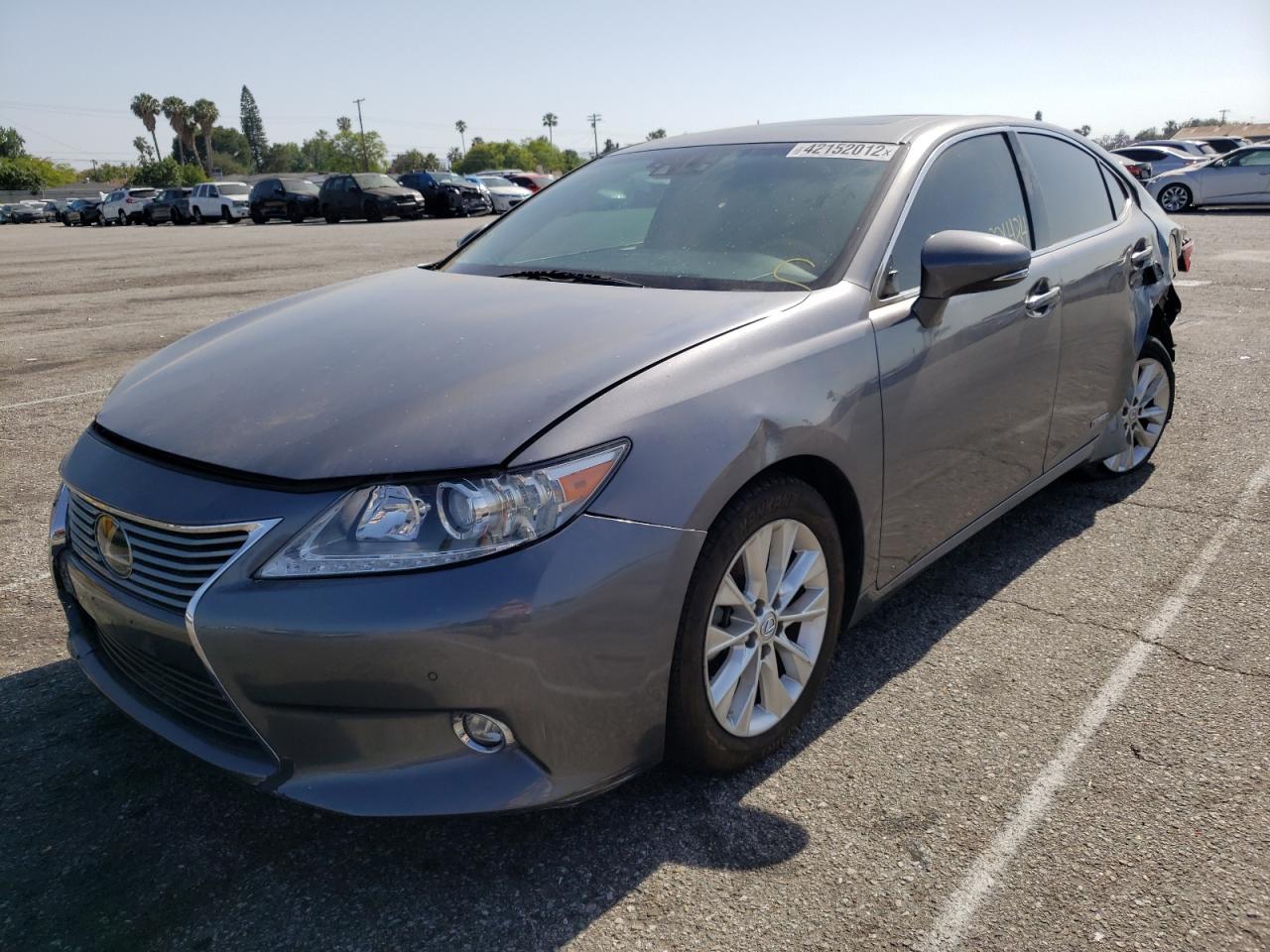 صورة رقم 2 من المزاد - 2014 LEXUS ES 300H مع VIN JTHBW1GG6E2041386