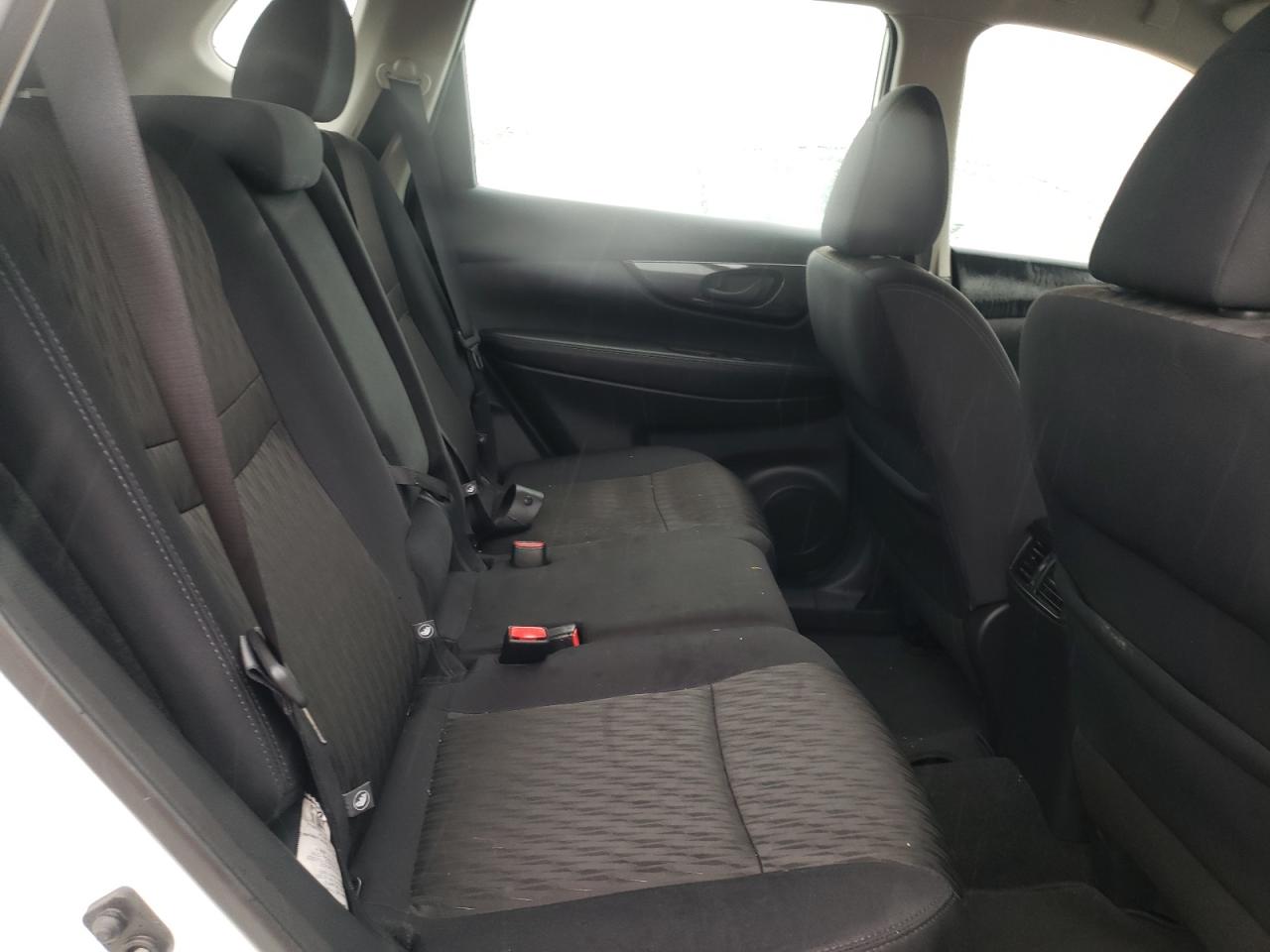 Photo 6 from auction – 2019 NISSAN ROGUE S with VIN 5N1AT2MV5KC794035