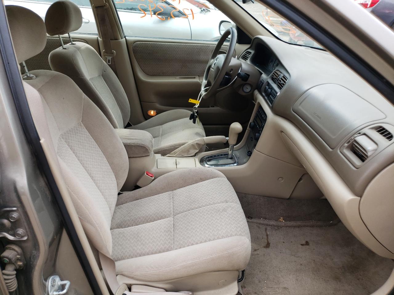 Zdjęcie 5 z aukcji – 2002 MAZDA 626 LX z VIN 1YVGF22C825295994