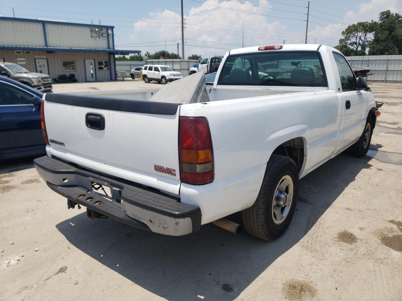 Photo 4 from auction – 2001 GMC NEW SIERRA with VIN 1GTEC14V91E900439