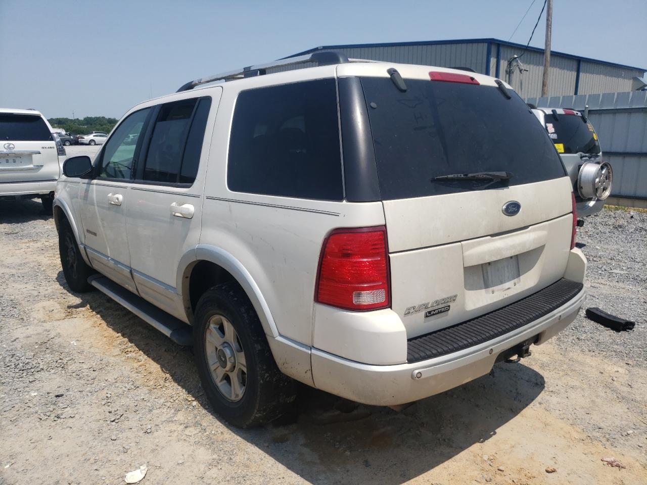 Photo 3 from auction – 2002 FORD EXPLORER L with VIN 1FMZU75E92ZA35526