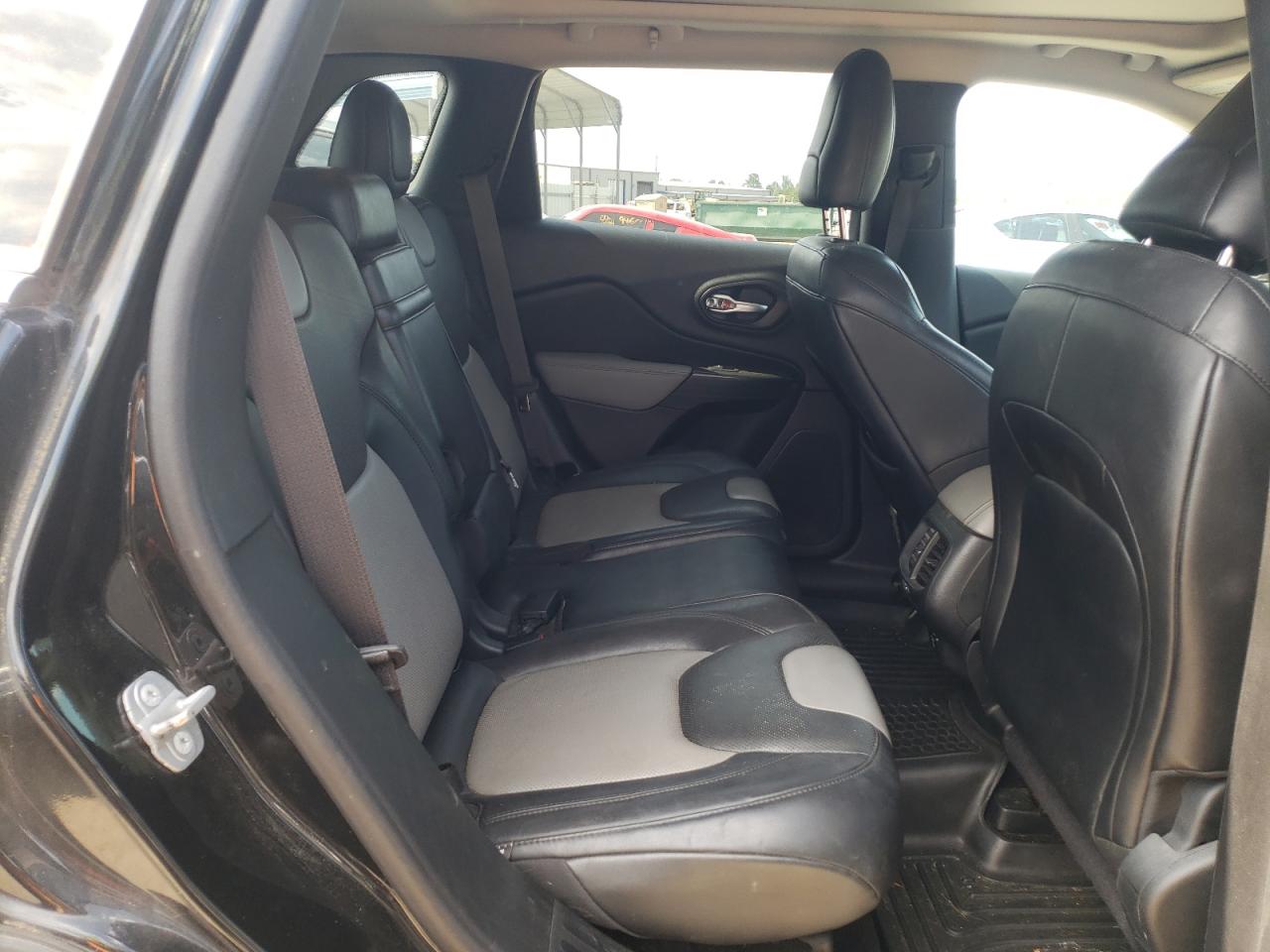 Photo 6 from auction – 2014 JEEP CHEROKEE L with VIN 1C4PJLDS3EW297102
