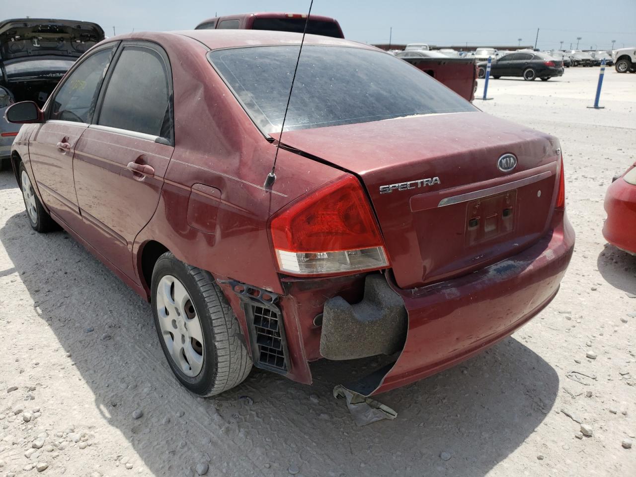 Photo 9 from auction – 2008 KIA SPECTRA EX with VIN KNAFE121X85528938
