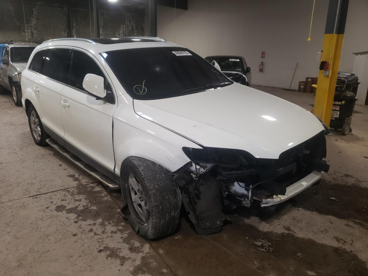 AUDI Q7 PREMIUM 2010 with VIN WA1LYAFE9AD006589 - Photo from auction