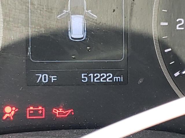 Photo 8 from auction – 2017 HYUNDAI TUCSON LIM with VIN KM8J3CA43HU415716