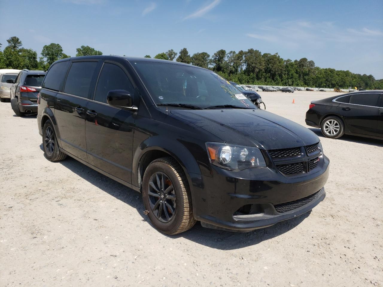 DODGE GRAND CARA 2019 with VIN 2C4RDGEG7KR769372 - Photo from auction