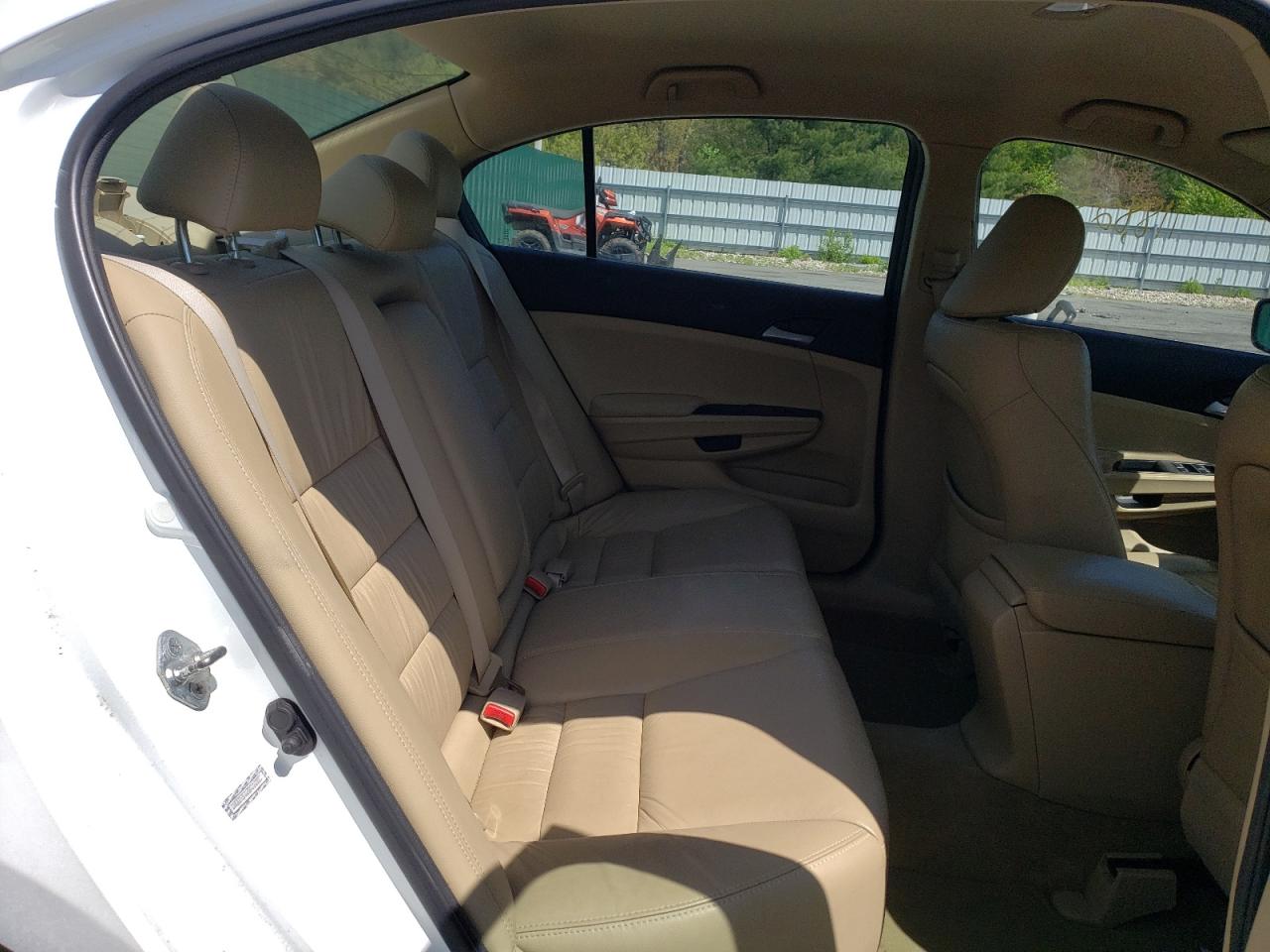 Photo 17 from auction – 2011 HONDA ACCORD with VIN 1HGCP2F62BA103953