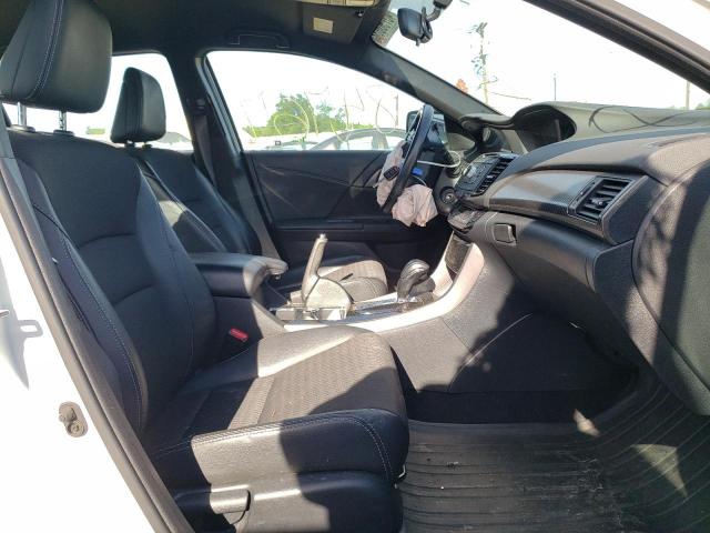 Photo 5 from auction – 2017 HONDA ACCORD SPO with VIN 1HGCR2F52HA042307