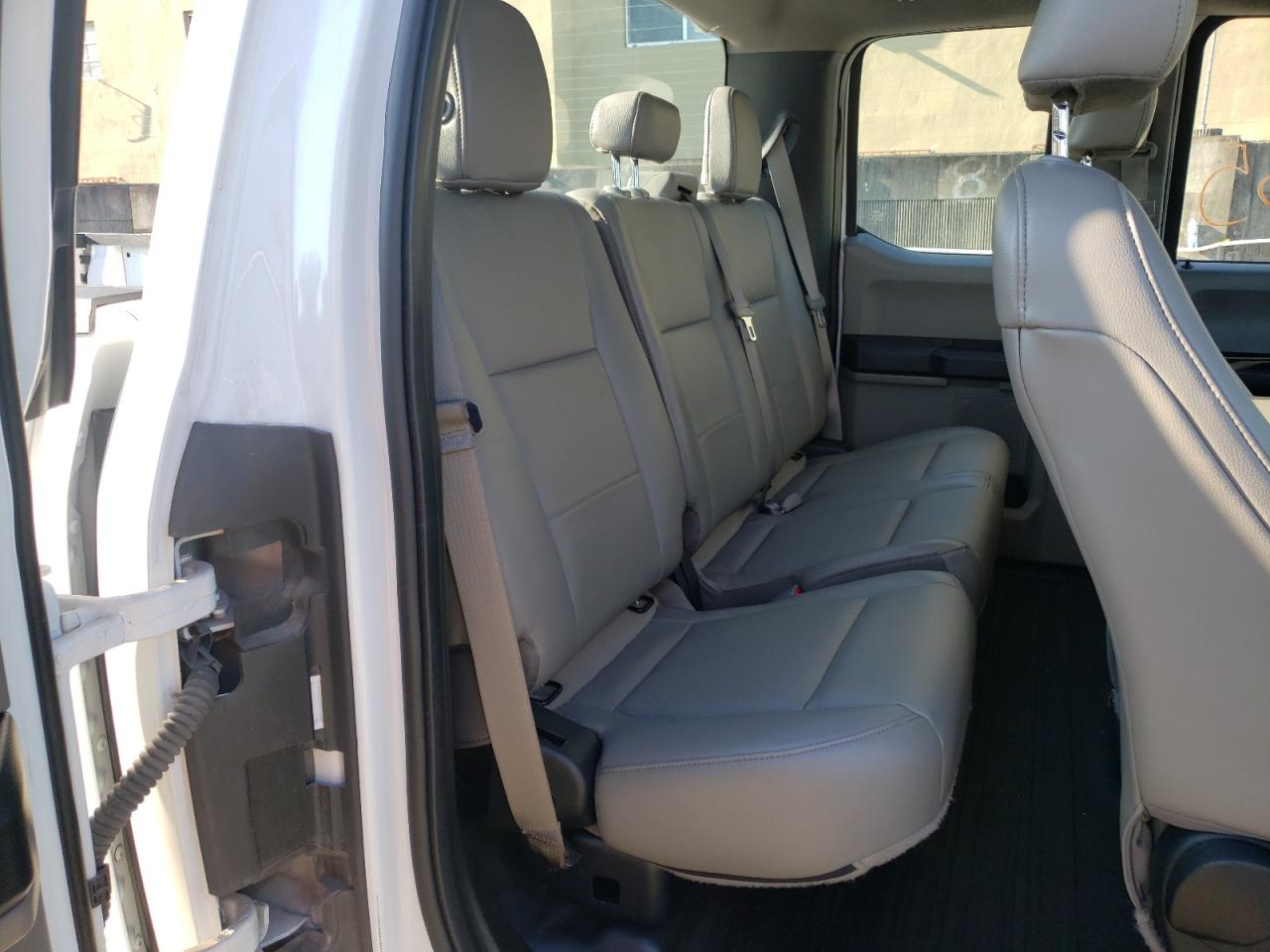 Photo 6 from auction – 2015 FORD F150 SUPER with VIN 1FTEX1CF9FFB38827