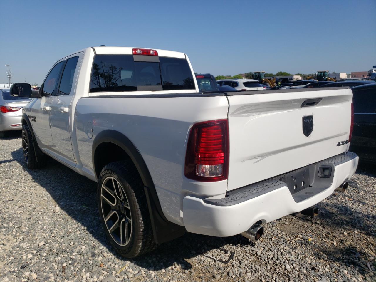 Photo 3 from auction – 2014 RAM 1500 SPORT with VIN 1C6RR7HT0ES105628