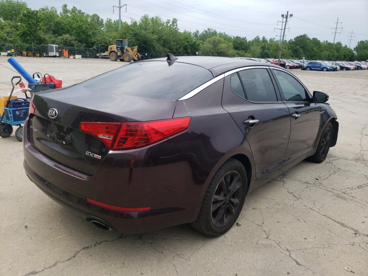 Photo 4 from auction – 2013 KIA OPTIMA EX with VIN 5XXGN4A71DG248684