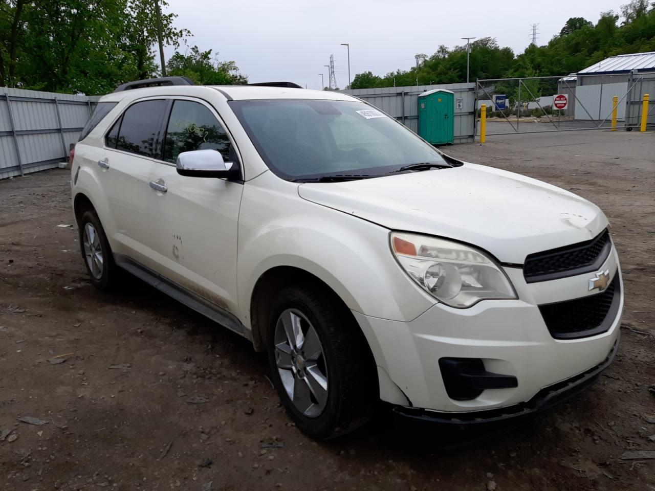 CHEVROLET EQUINOX LT 2015 with VIN 1GNFLFEK8FZ120963 - Photo from auction