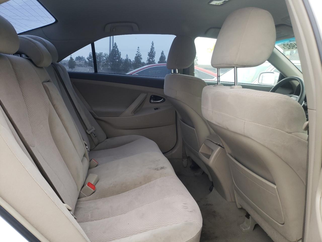 Photo 6 from auction – 2011 TOYOTA CAMRY BASE with VIN 4T4BF3EK8BR136084
